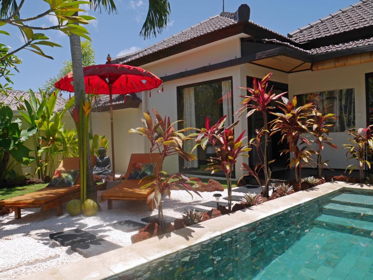 Hakuna Matata Bali Villas Uluwatu Buitenkant foto