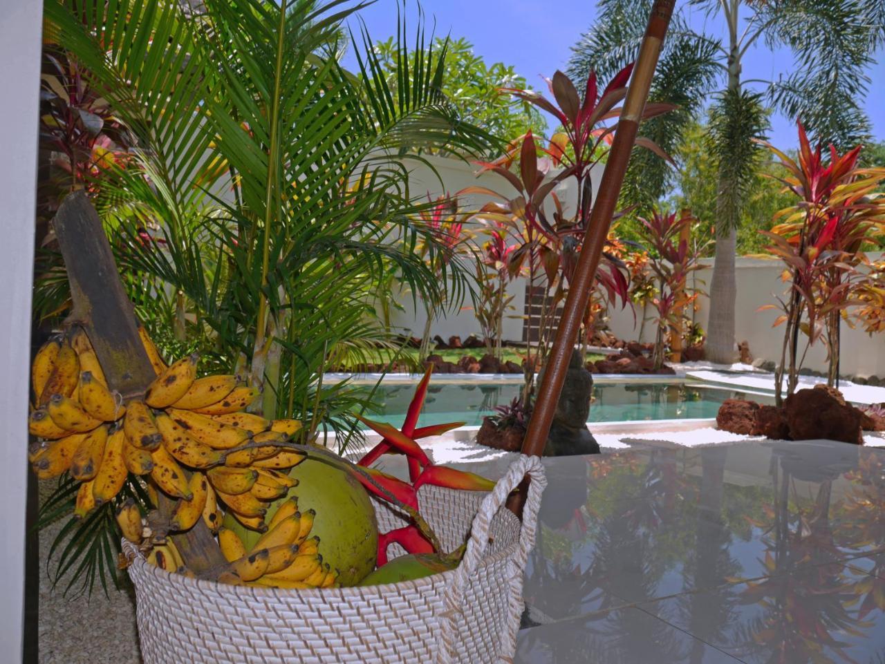 Hakuna Matata Bali Villas Uluwatu Buitenkant foto